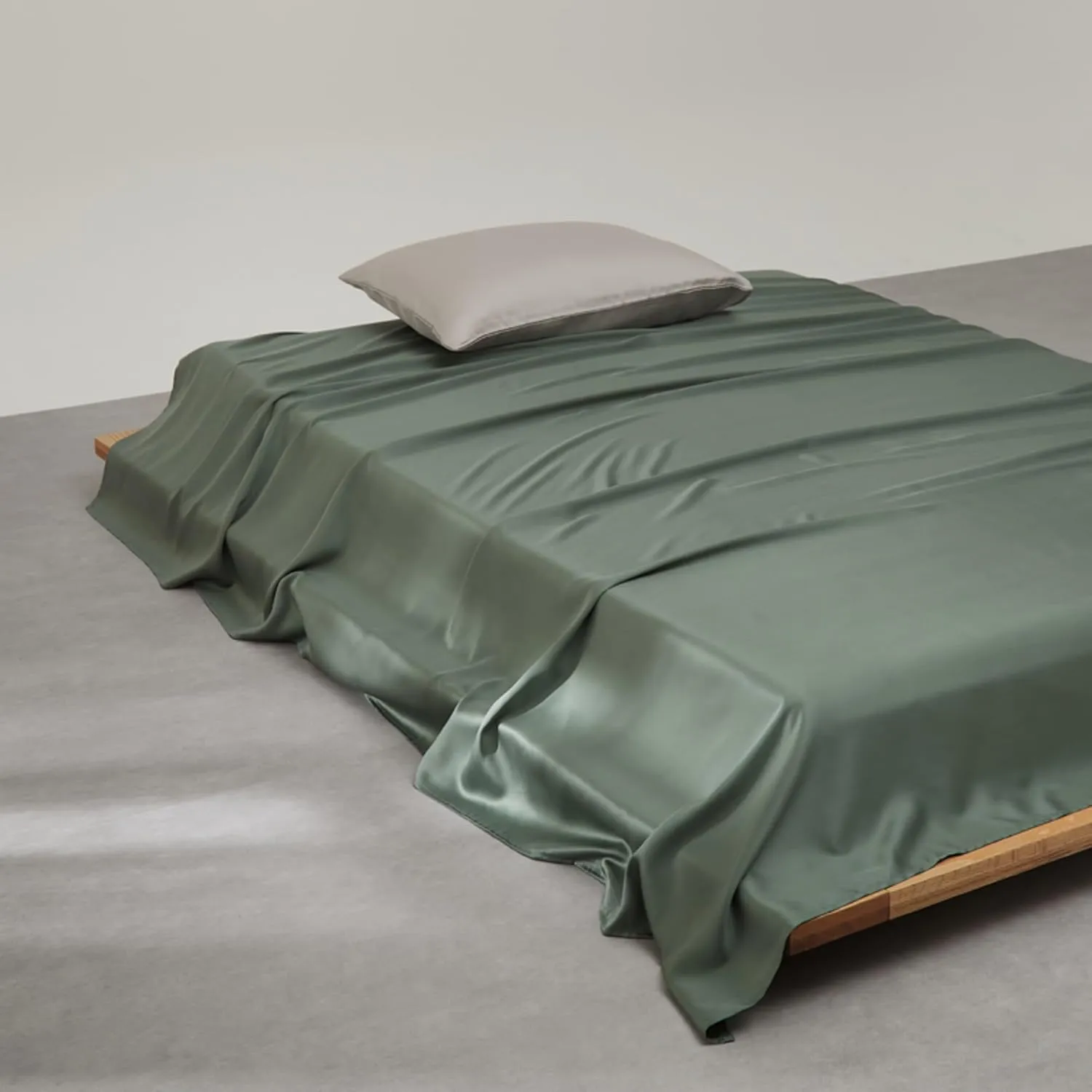 AETVRNI Luxury 3 Pieces Silky Sheet Set for Hot Sleepers, Silk Feel Polyester Sheet Set (1 Flat Sheet 2 Pillowcases), Super Soft Solid Color Bedding for Spring Summer Fall Winter,B,Twin/Twin XL