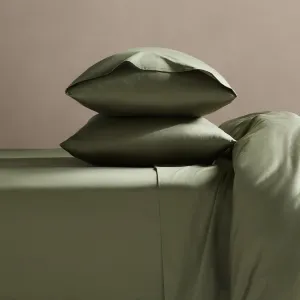 Brooklinen Luxury Sateen 4 Piece Queen Size Sheet Set in Fresh Moss - 100% Cotton Sateen Sheets - 1 Fitted Sheet, 1 Flat Sheet, 2 Pillowcases