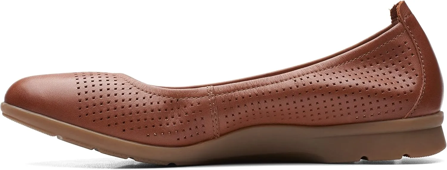 Clarks Women's Jenette Ease Ballet Flat