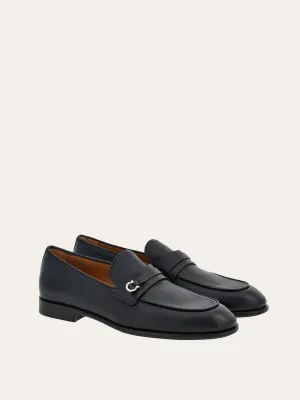 Desio in Black