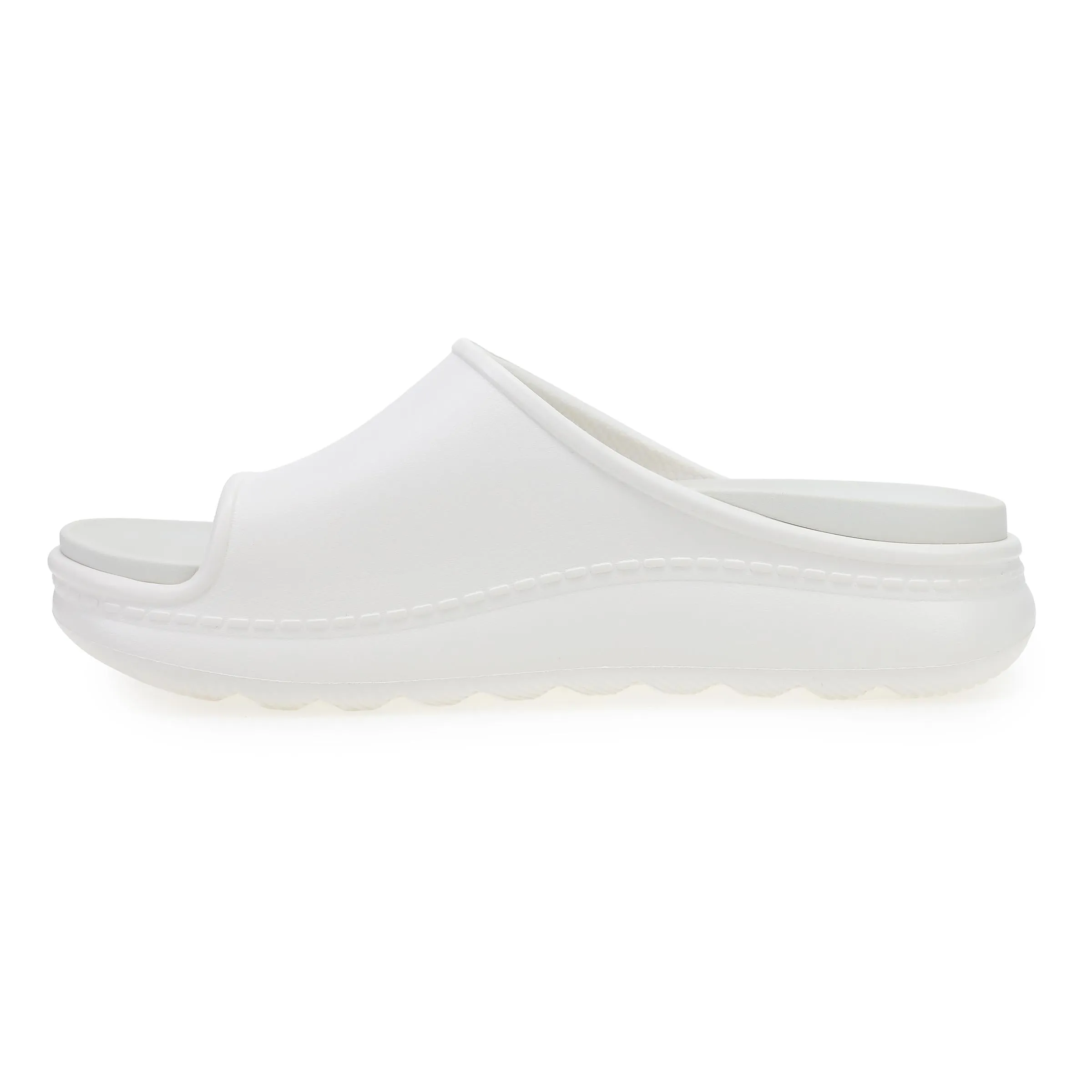Devyn White Molded