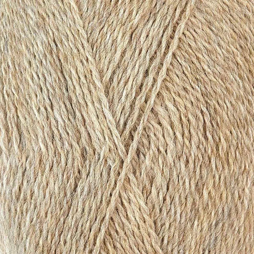 Highland Haven - 100% Highland Wool Yarn Set of 3 Skeins (150 Grams) Fingering Weight - Sourced Directly from Peru - Heavenly Soft and Perfect for Knitting and Crocheting (Fingering, Heather Oatmeal)