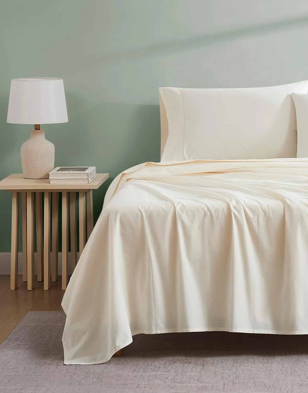 Linen Closet Luxury Cotton 300 Thread Count Organic Cotton 4-Piece Sheet Set, King, Fresh Ivory