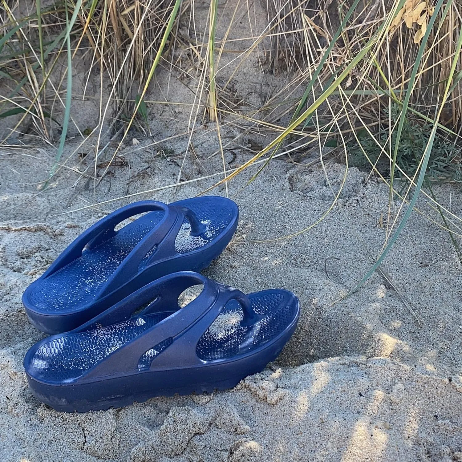 Oka Unisex Sustainable Lightweight USA Made Recovery Flip Flops