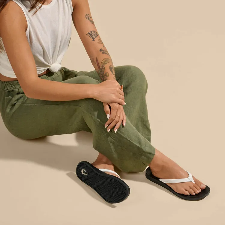 OluKai 'Uiki Sandal - Bright White/Lava Rock