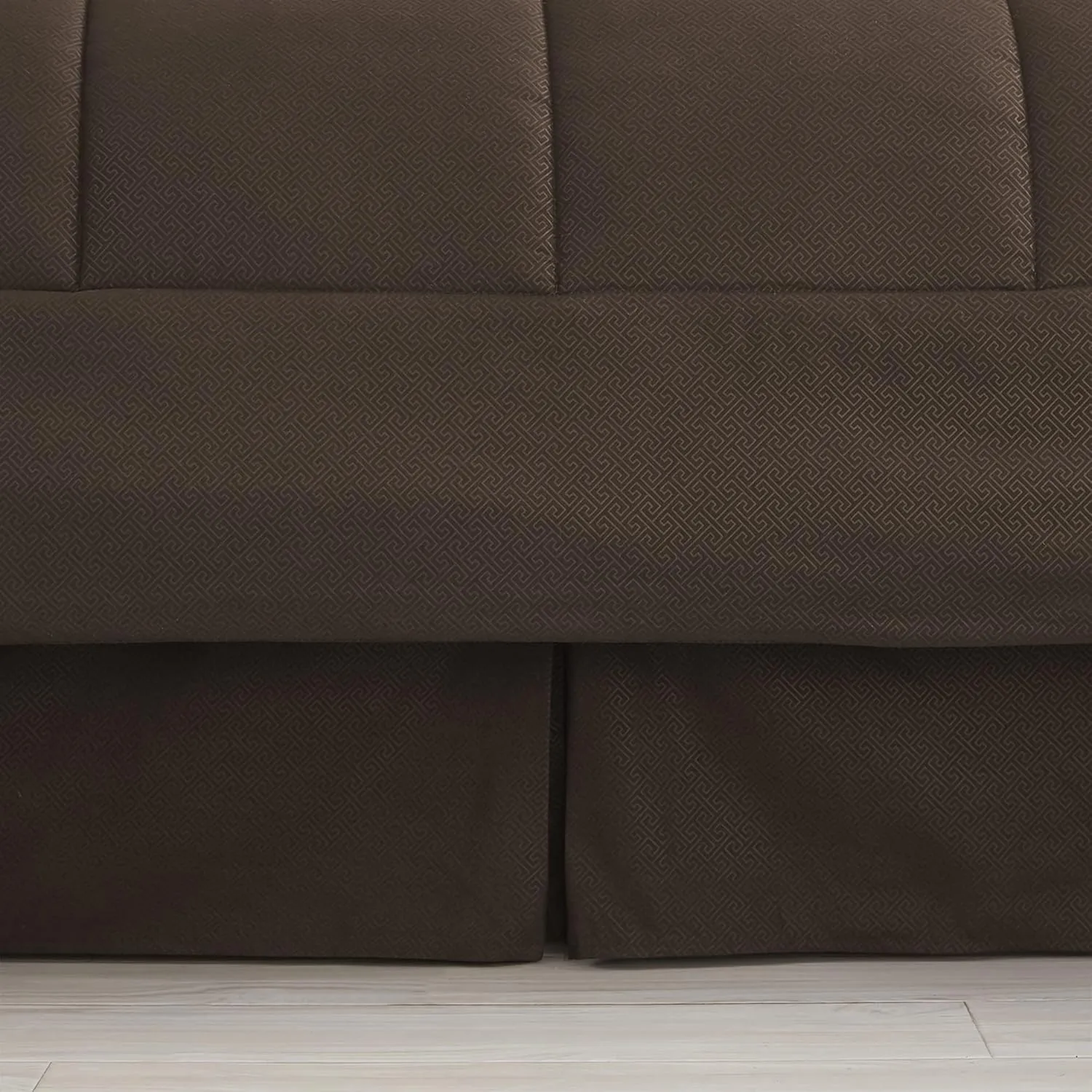 Queen Comforter Set 8 Piece Bed in a Bag with Bed Skirt, Fitted Sheet, Flat Sheet, 2 Pillowcases, 2 Pillow Shams, Queen, Greek Key Chocolate