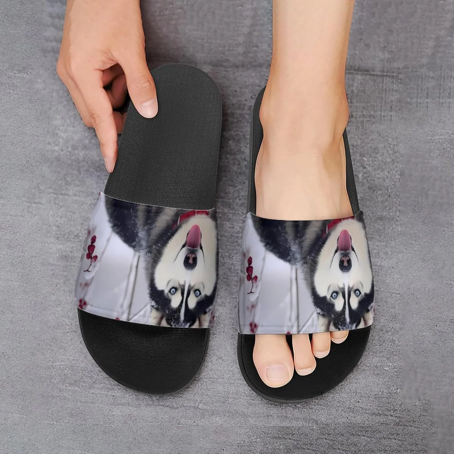 Siberian Husky Dog Snow Day Men's Slide Sandal Non Slip Shower Shoes Bathroom Slippers for Pool Beach