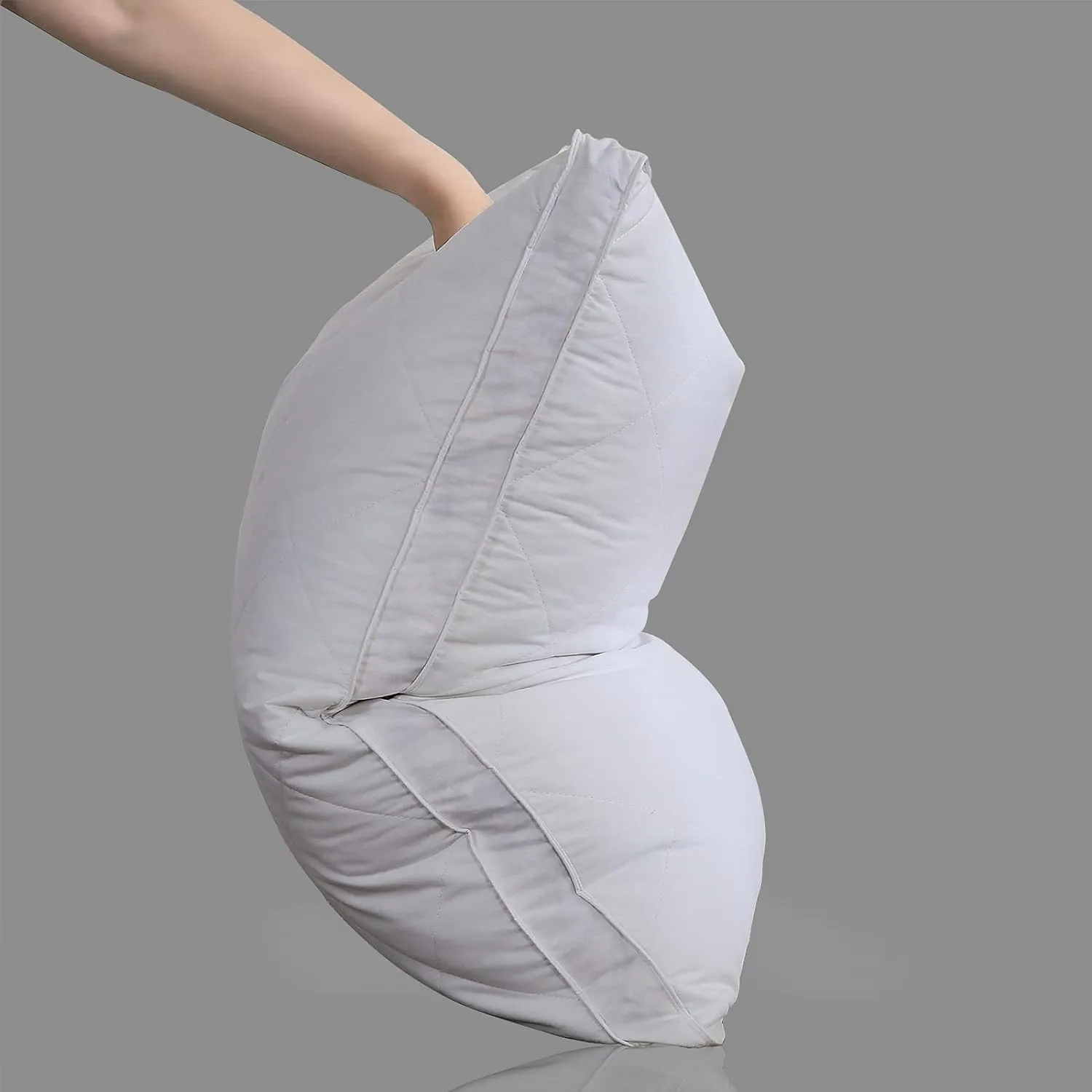 Three Geese Pack of 1 White Goose Feather Polyester Bed Pillows Queen/Standard Size- Soft 600 Thread Count 100% Cotton, Medium Firm,Soft Support Surround Fill Polyester,White Solid