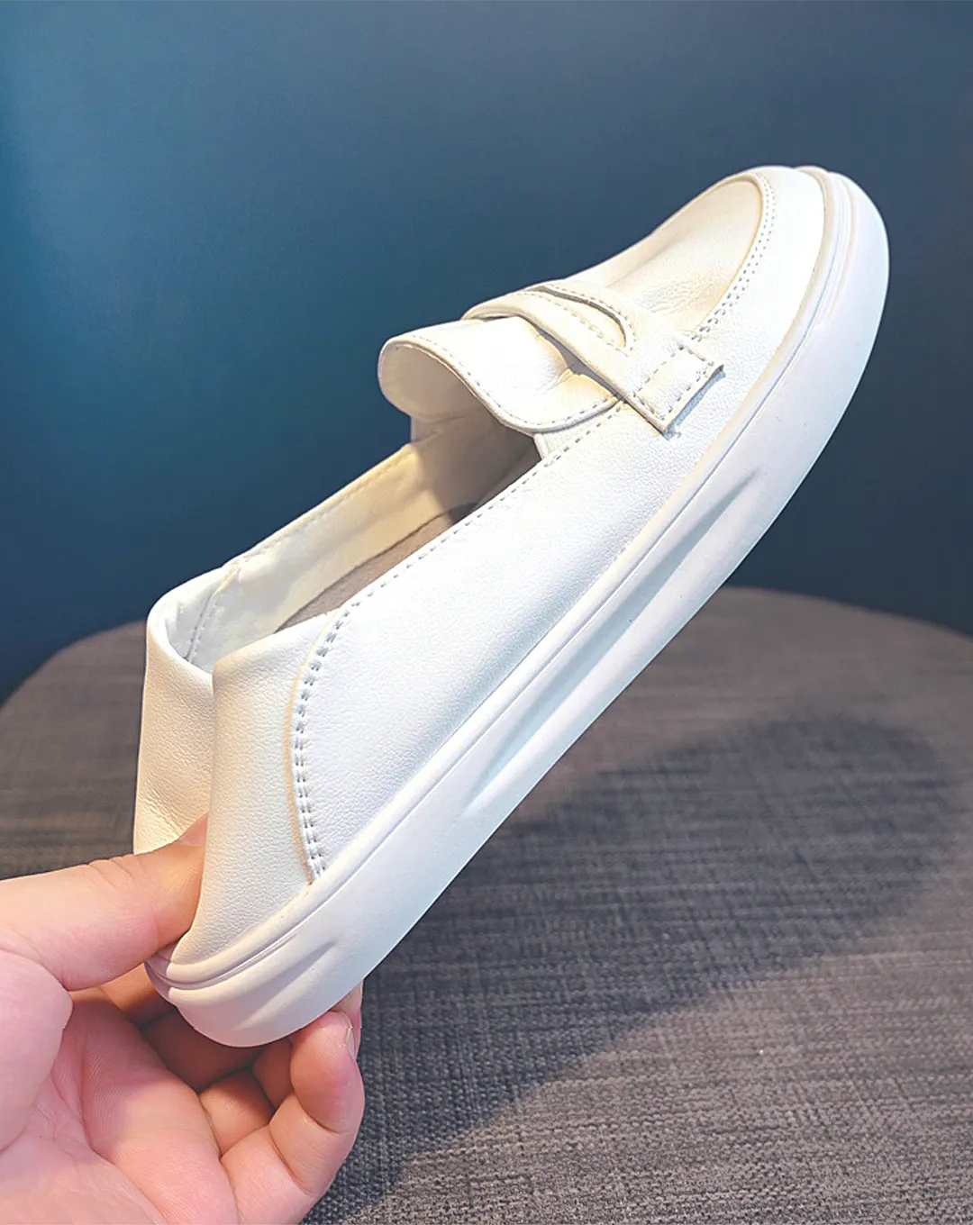 ♀White Soft Flat Shoes