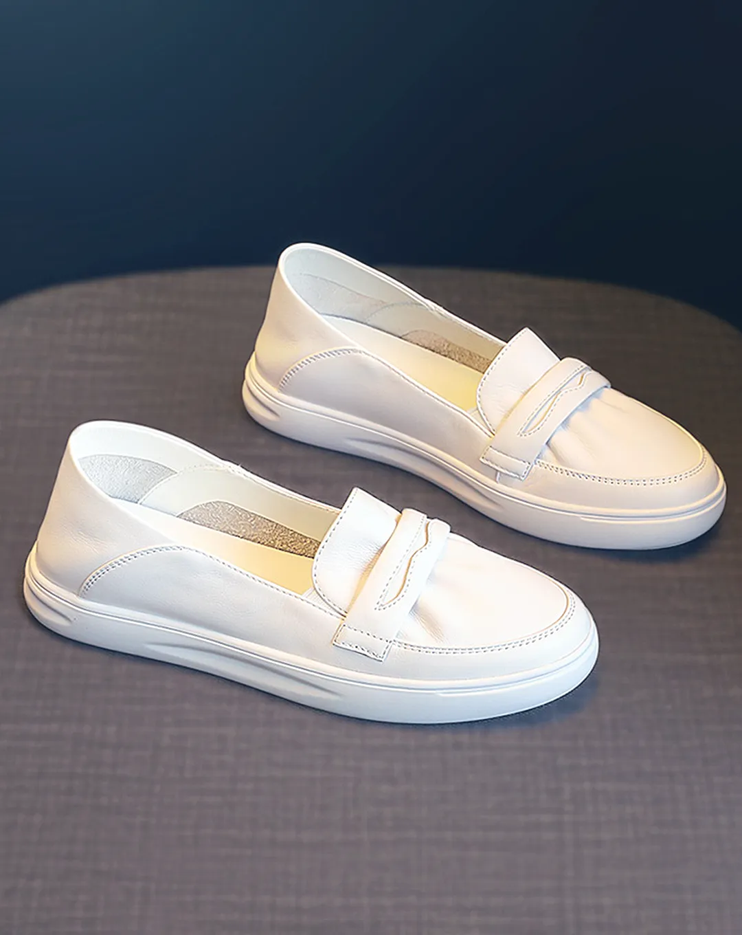 ♀White Soft Flat Shoes