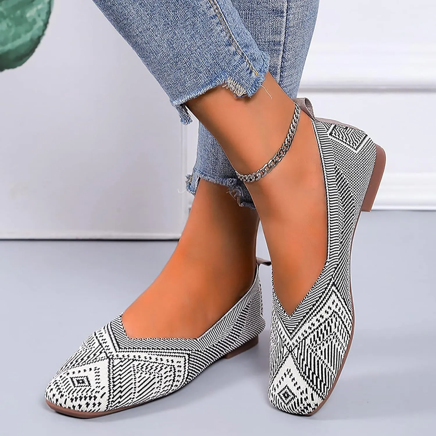 Women's Ballet Elderly Flats Round Toe Walking Flats Slip On Work Shoes Knitted Flats Shoes for Woman Soft Lightweight