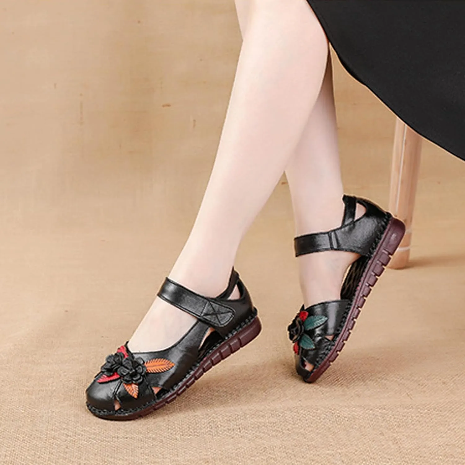 Women'S Genuine Leather Flower Hollow Flat-Bottom Walking Sandals Retro Closed Round Toe Comfy Soft Bottom Hook And Loop Sandals For Summer Leisure Beach Vacation